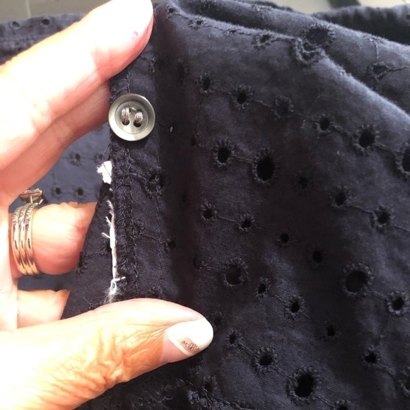 Madewell Eyelet Seam Button Down Navy Shirt Sz XS - Picture 8 of 8